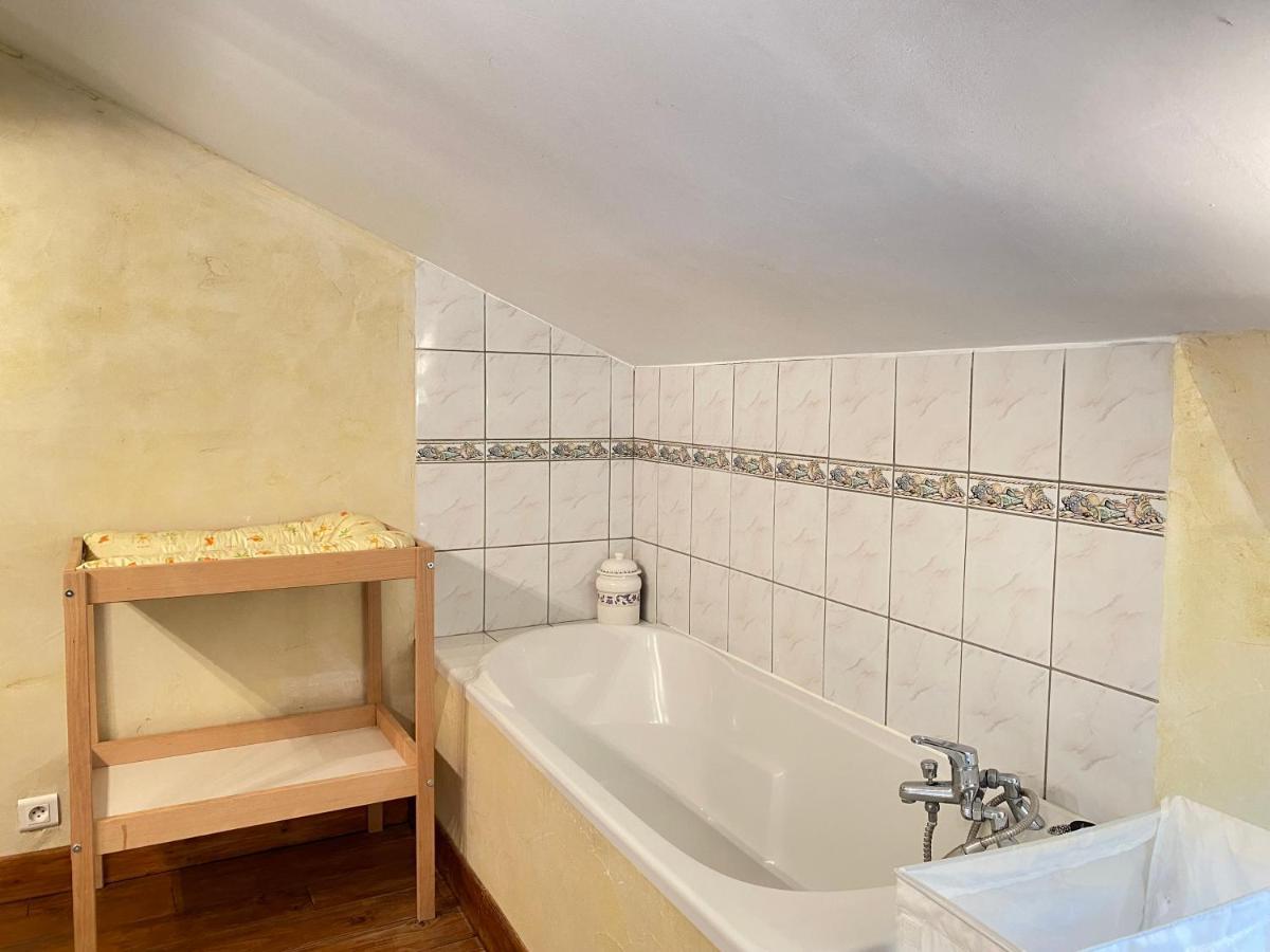 Le Clos Des Figuiers - 3 Gites De Caractere Duravel Εξωτερικό φωτογραφία